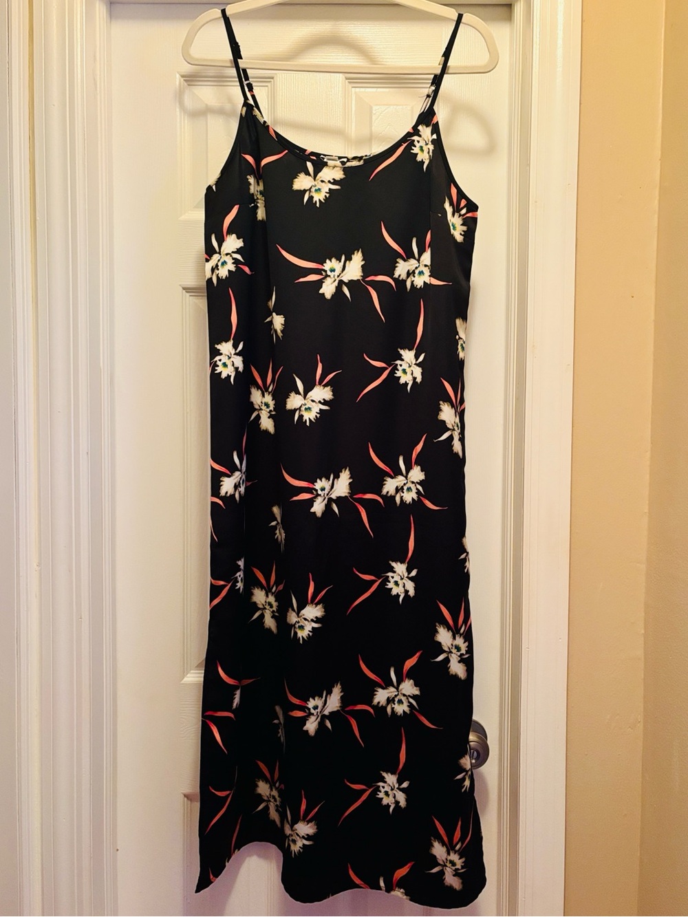 Gently used, J. CREW FACTORY Black Floral Slip Dress with Coral Accents 🖤